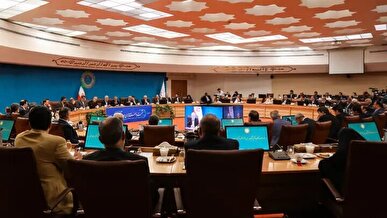 مومنی: برگزاری انتخابات تناسبی، پایه‌های سیستم حزبی را تقویت می‌کند