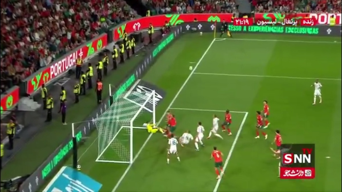 ضربه سر بازیکنان&zwnj; مجارستان به تیرک دروازه پرتغال برخورد کرد