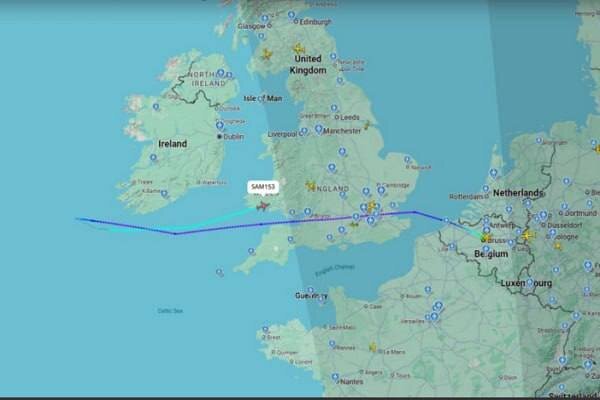 اعلام شرایط اضطراری برای هواپیمای حامل وزیر جنگ آمریکا + عکس اعلام شرایط اضطراری برای هواپیمای حامل وزیر جنگ آمریکا + عکس