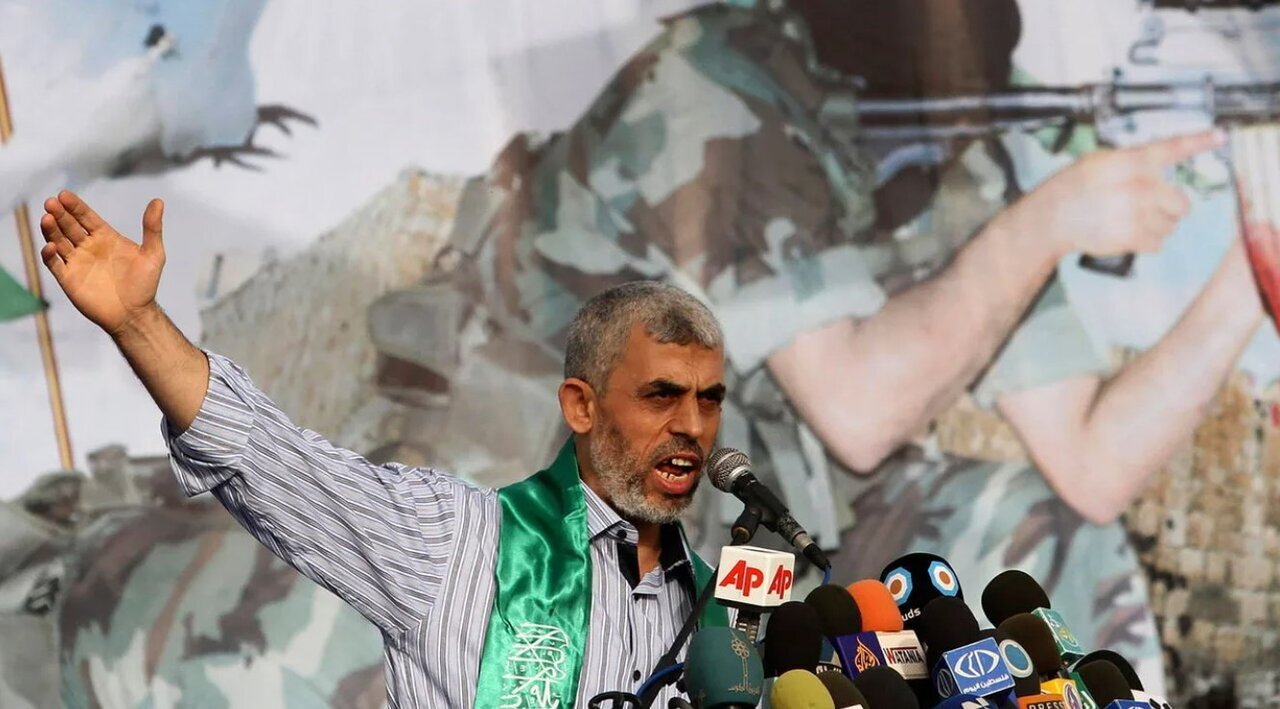 یحیی سنوار؛ افسانهای از دل خاکستر جنگ و مقاومت یحیی سنوار؛ افسانهای از دل خاکستر جنگ و مقاومت