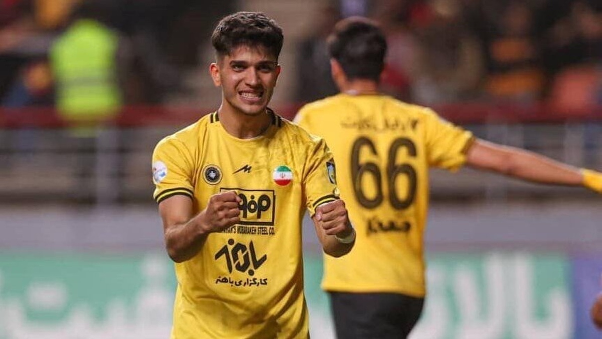 آمادگی آریا یوسفی برای بازگشت به ترکیب سپاهان