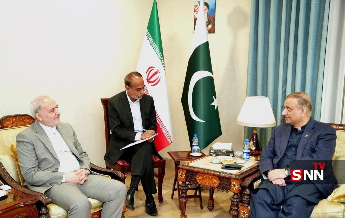 وزیر ارتباطات پاکستان: همیشه در خط مقدم تقویت همکاری‌ها با ایران باقی می مانیم