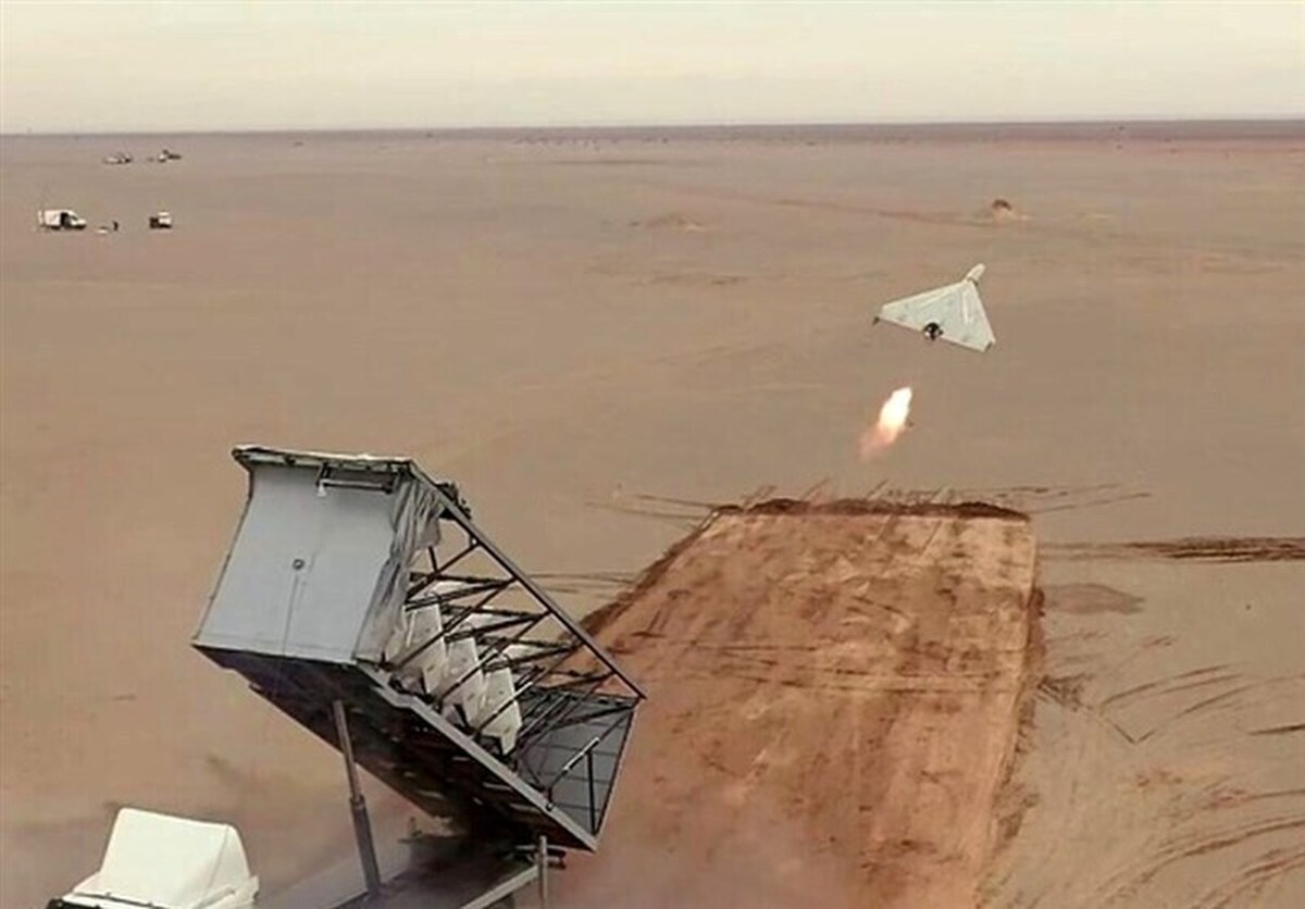 گزارش تصویری لحظه پرتاب پهپاد شاهد 136 از پرتابگر پیشرفته و خاص نظامی!