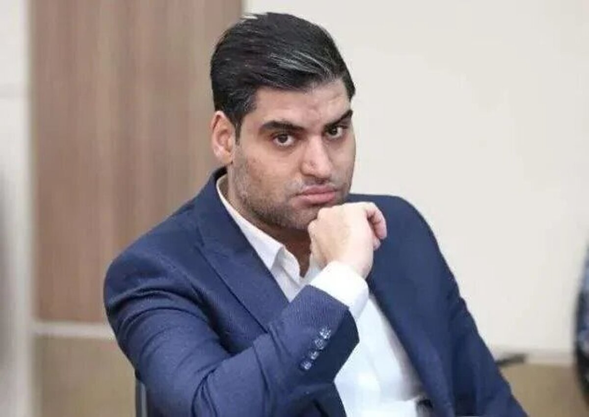 نظر سرپرست جدید مدیرعاملی پرسپولیس درباره ادامه سرمربیگری وحید هاشمیان