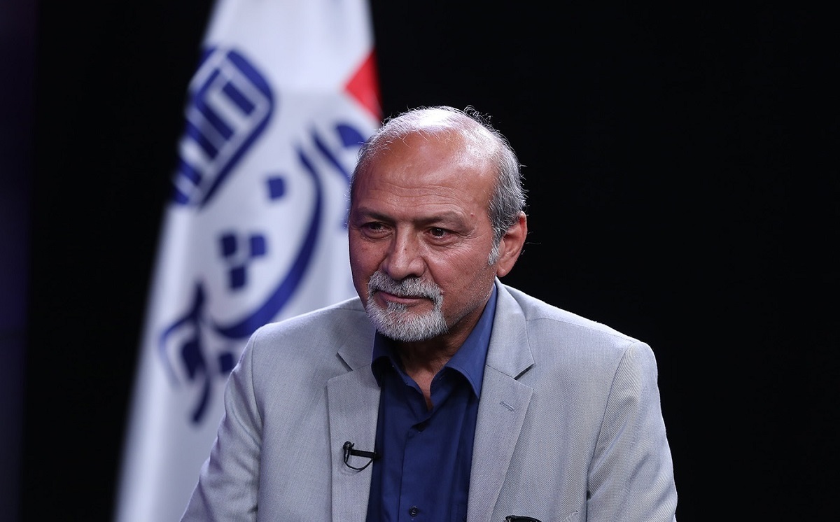 فریادشیران به راستینه: در مسائل فوتبال دخالت نکنید، به مشکلات معیشت مردم برسید+ فیلم