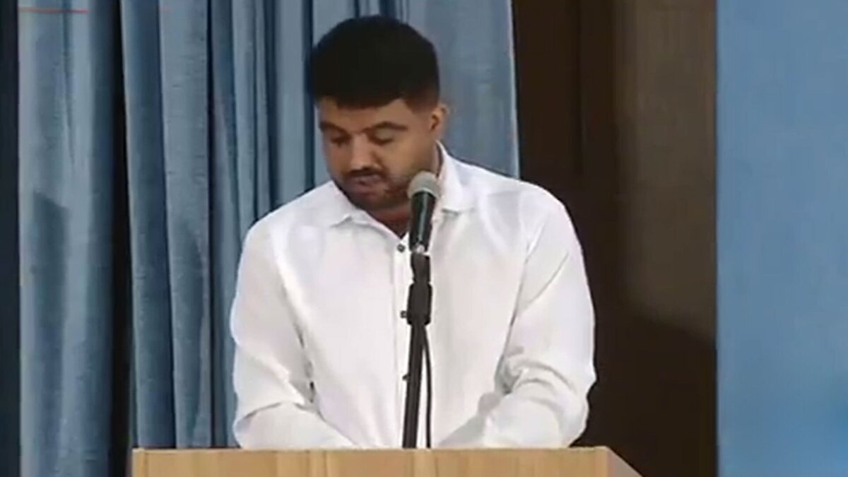 حاکمیت باید نگاه ویژهای به دانشگاه فرهنگیان داشته باشد