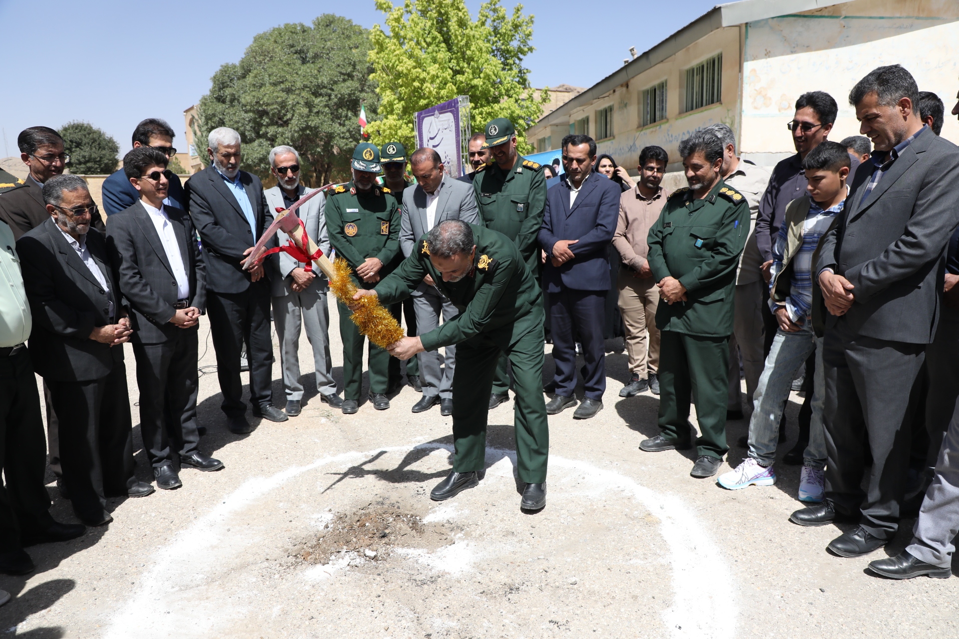 «زنگ جهاد» در چهارمحال و بختیاری؛ آغاز ساخت ۵۹ مدرسه ایمن با همت جهادیها و مردم + فیلم