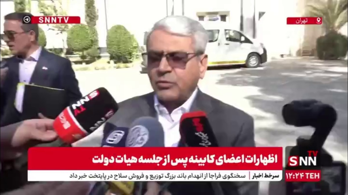 دبیر هیات دولت: تا الان در دولت هیچ‌ مصوبه‌ای برای بحث بنزین مطرح نشده است