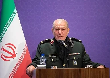 سرلشکر رحیم صفوی: مردم ایران با حفظ وحدت، صبر و مقاومت در برابر دشمنان ایستادگی کردند