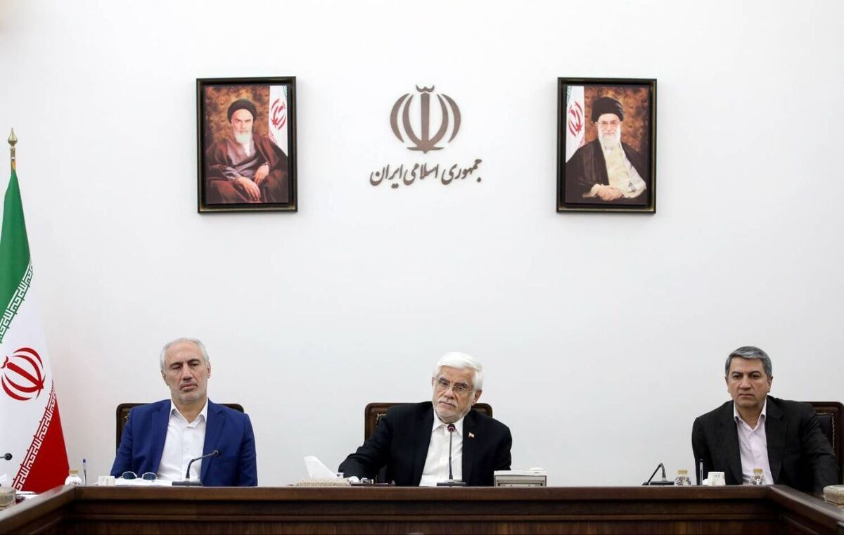 عارف: تأمین انرژی مورد نیاز بخش تولید در اولویت اقدامات دولت است