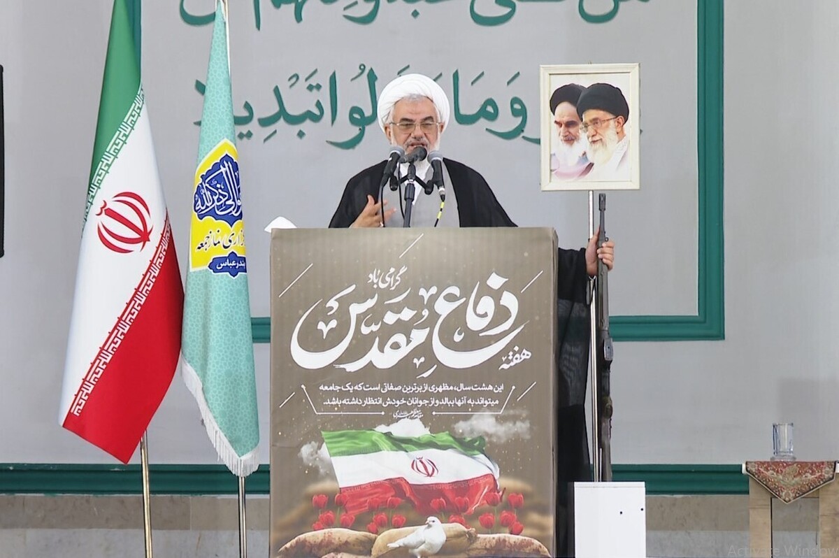 تنها راه پیشرفت تکیه بر توان داخلی و جوانان نخبه است