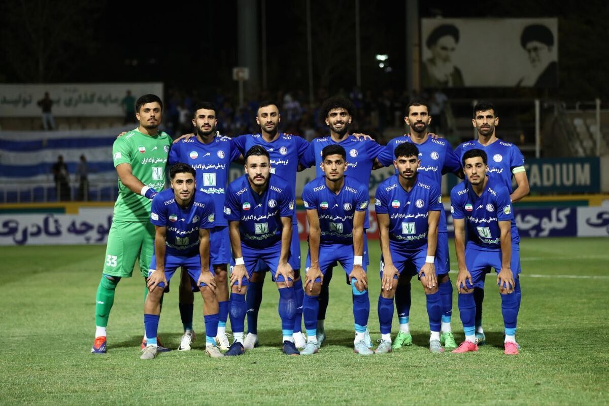 آبی‌های خوزستان نفس کشیدند؛ مس هم باخت هم اخراجی داد