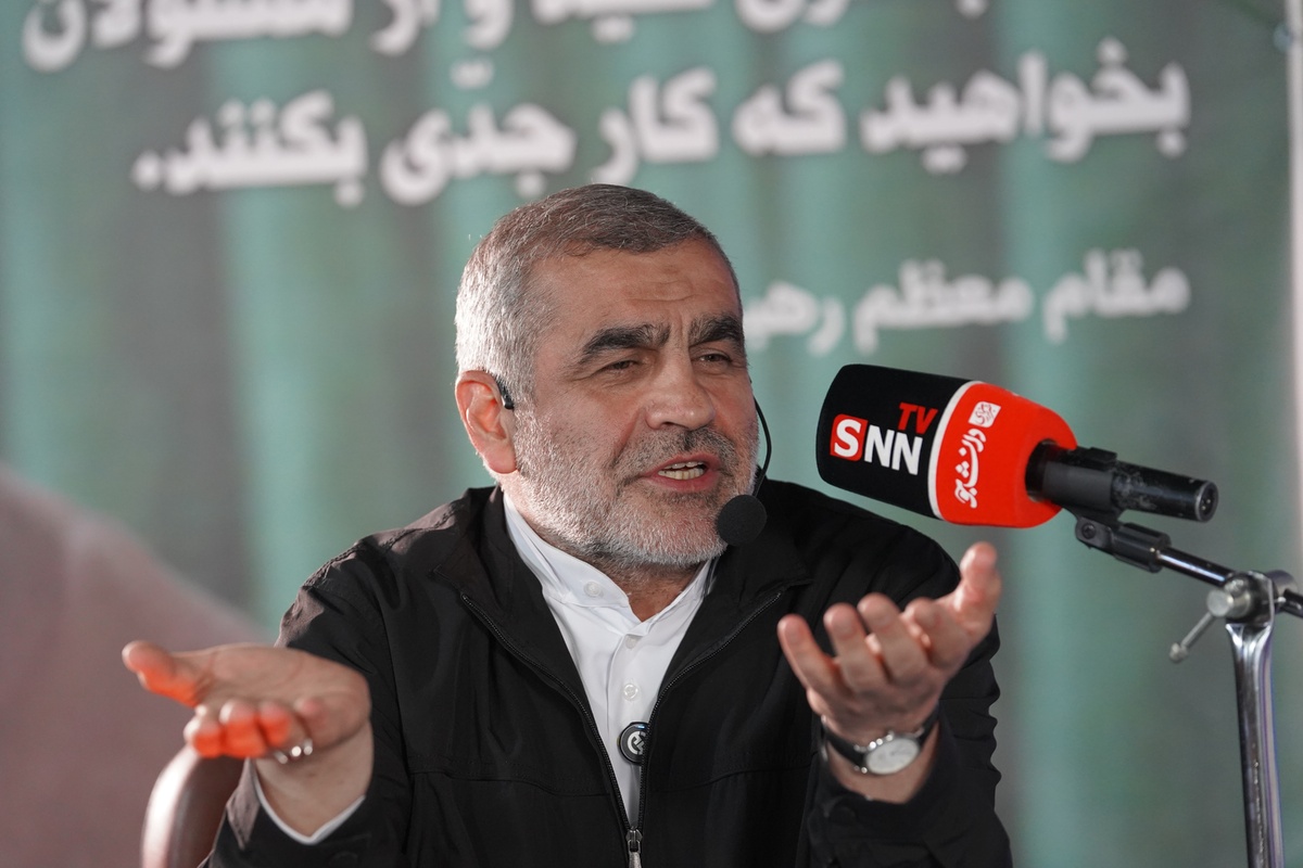 نیکزاد: چهار وزیر دولت در نوبت استیضاح هستند