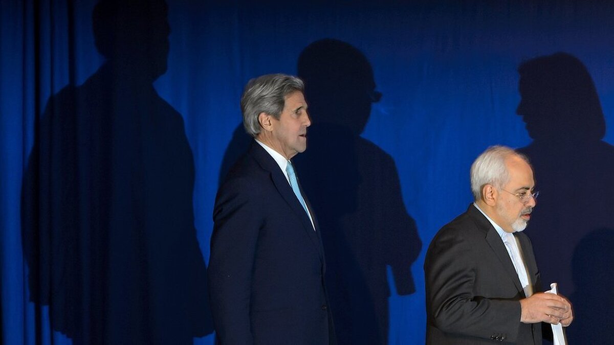 مروری بر ۱۰ سال وعده پوچ برجامی/ مکانیسم ماشه؛ دستپختی که بوی آن تازه بلند شد!