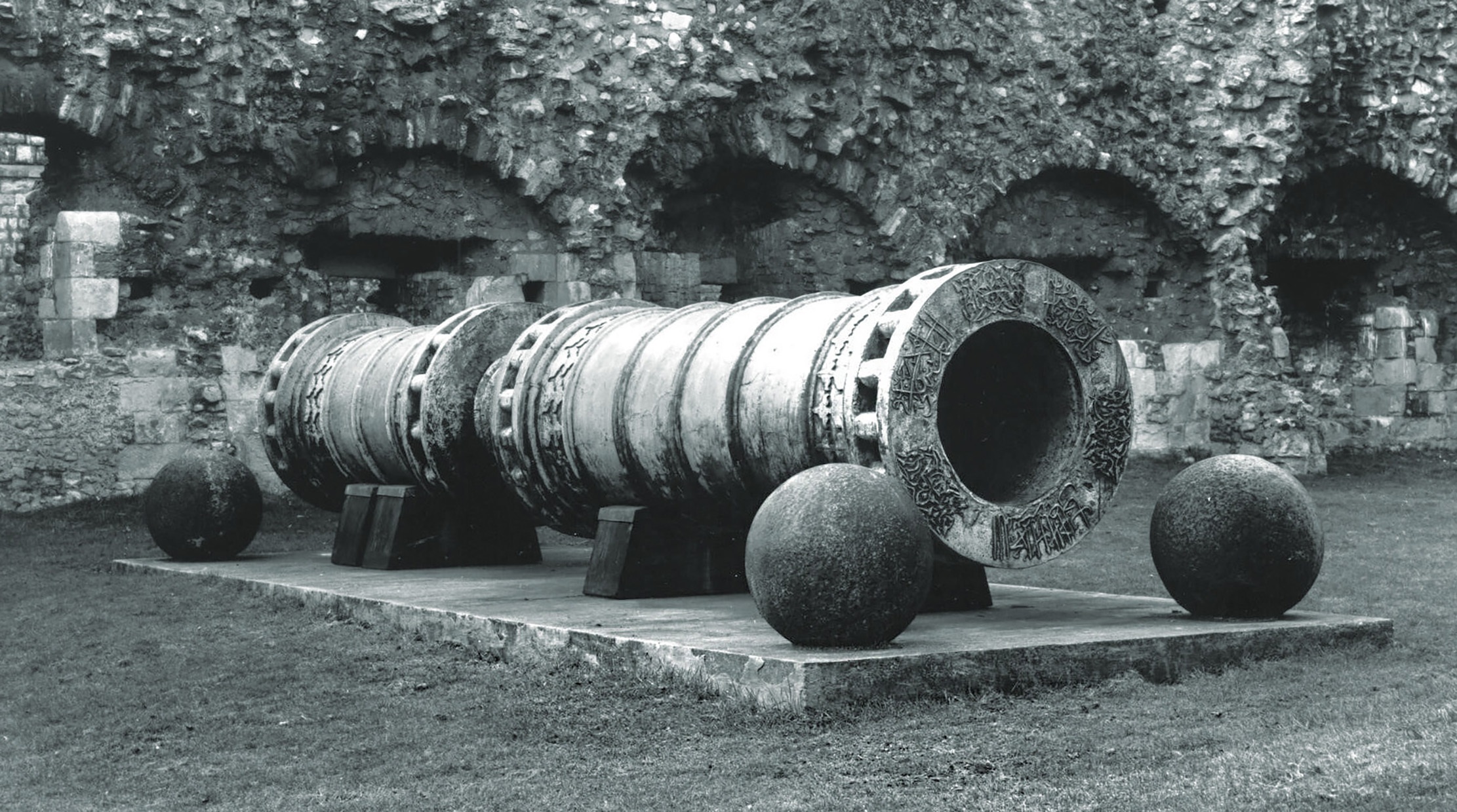 نگاهی به قدرتمند ترین توپ های جنگی تاریخ/ رویای ساخت قوی ترین توپ دنیا توسط هیتلر به کجا رسید؟