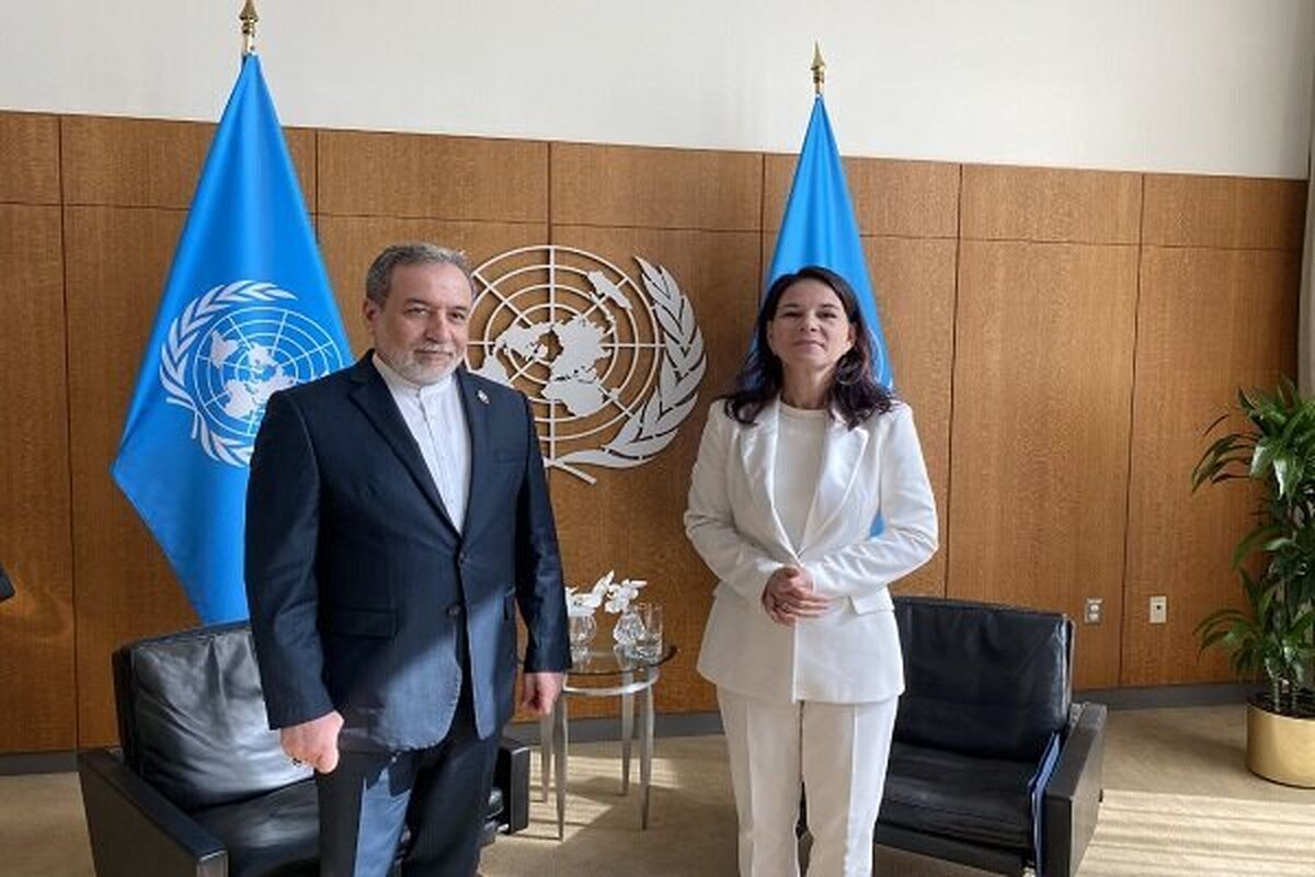 وزیر امور خارجه با رئیس مجمع عمومی سازمان ملل متحد دیدار کرد