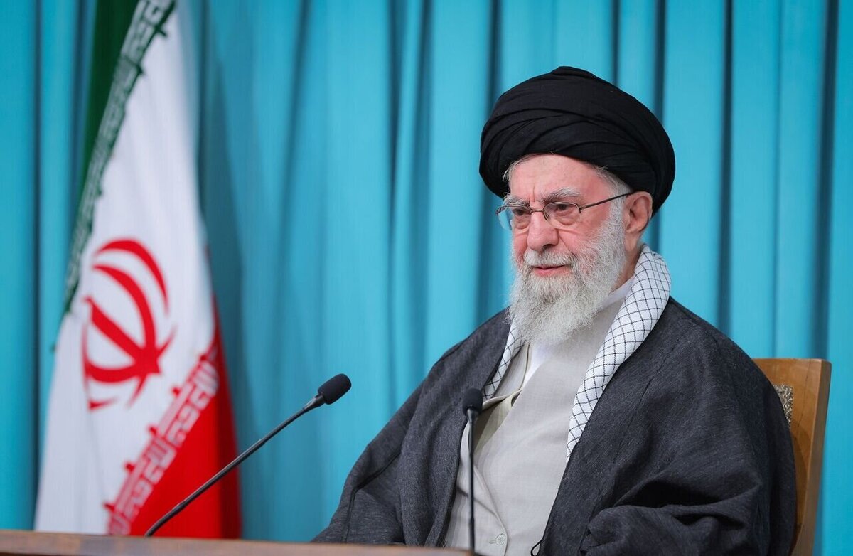 توئیت عبری رهبر انقلاب: نظام خبیث صهیونی منزوی‌ترین و منفورترین دولت دنیاست + عکس