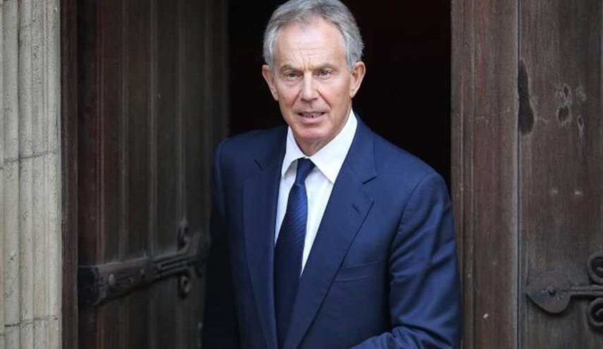 مشاور محمود عباس: فلسطینیان حکومت «تونی بلر» بر غزه را برنمی‌تابند