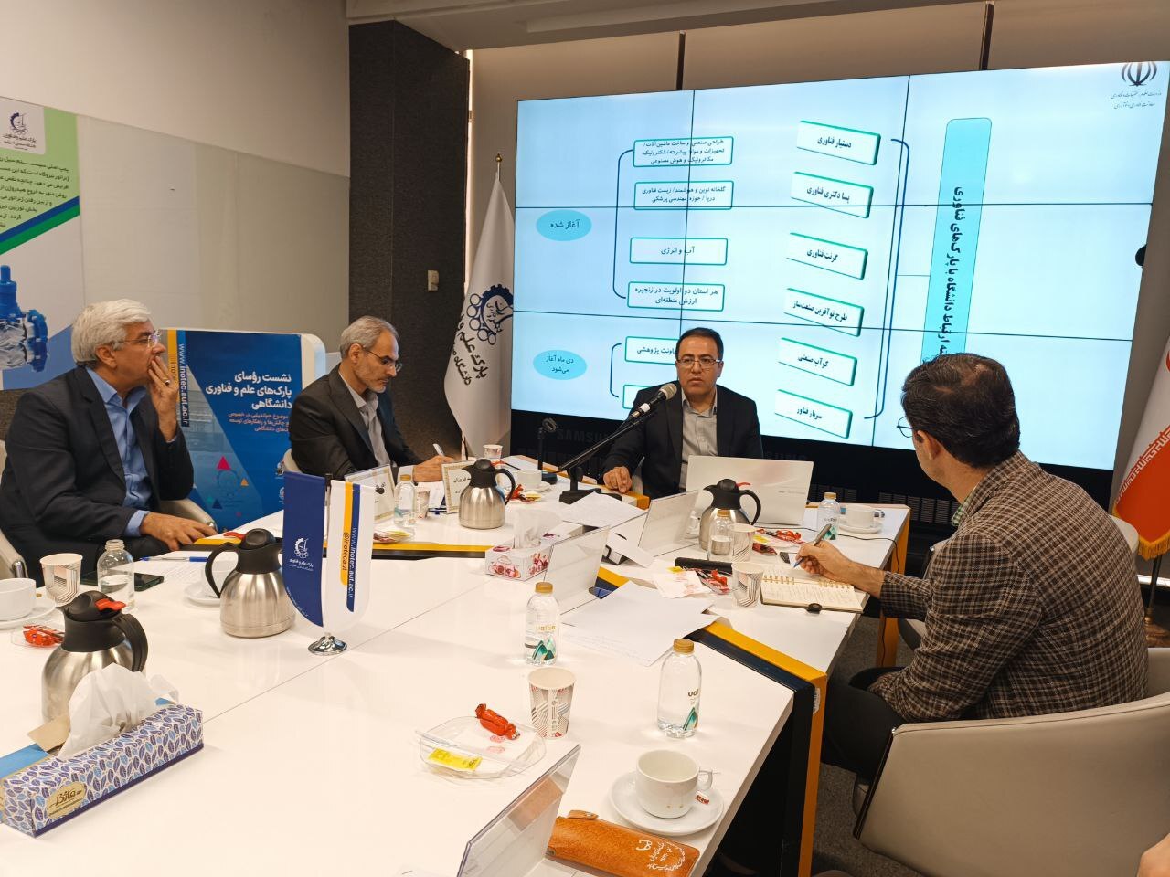 معاون فناوری وزارت علوم: نهادسازی پایدار و بازنگری در حمایت&zwnj;های دانشگاهی ضرورت امروز است