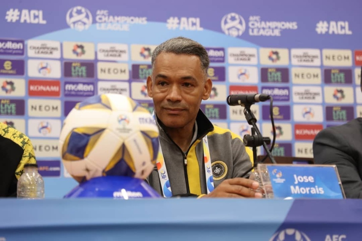 مورایس: شناخت خیلی خوبی از تراکتور داریم / عاشق هواداران تراکتور هستم