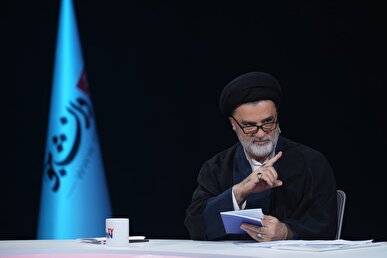 نبویان: هر وقت روحانی و ظریف پرونده هسته‌ای را دست گرفتند تعلیق را داشتیم +فیلم