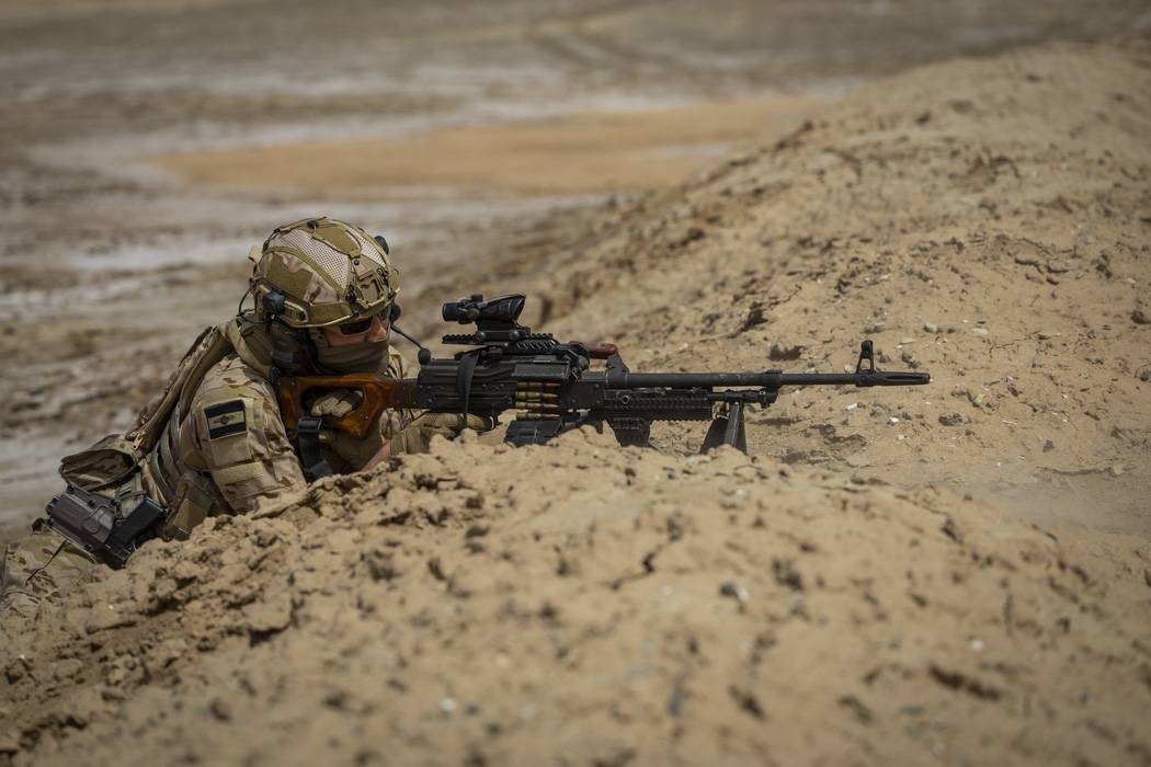 فتح الفتوح فاتحین در میدان نبرد،بررسی فنی تجهیزات جدید مدرن رزم انفرادی فاتحین / آیا الگوی فاتحین میتواند ناجی نیروهای مسلح باشد؟