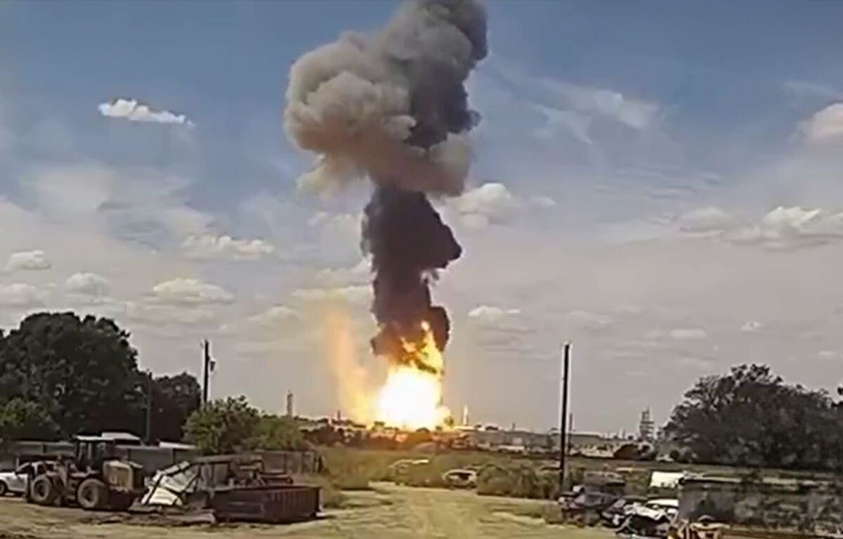 موشک ماهواره‌بر آمریکا قبل از پرواز منفجر شد