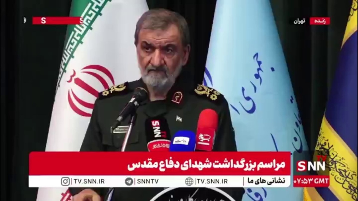 سرلشکر محسن رضایی: هم موشک‌های ما و هم حضور ملت ما باعث شد که دشمنان تقاضای آتش بس بکنند