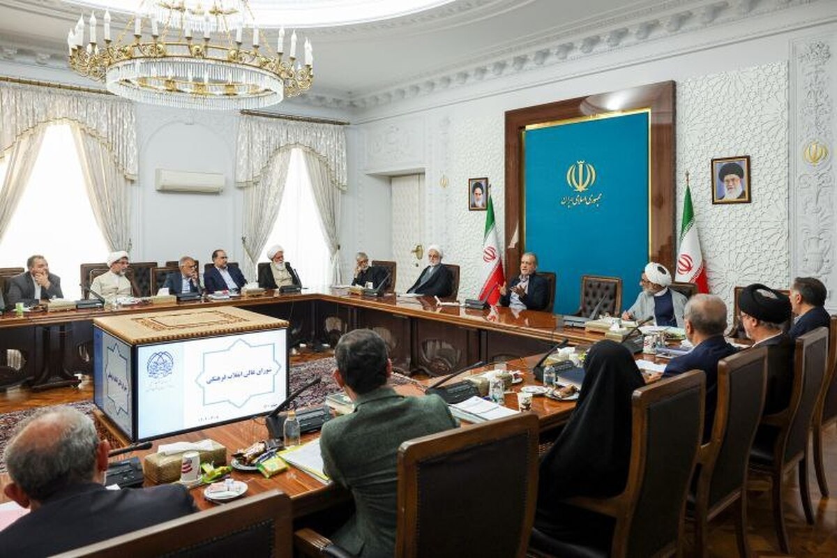 ادغام مراکز کم بازده علمی، با هدف تمرکز حمایت&zwnj;ها بر دانشگاه&zwnj;های کارآمد