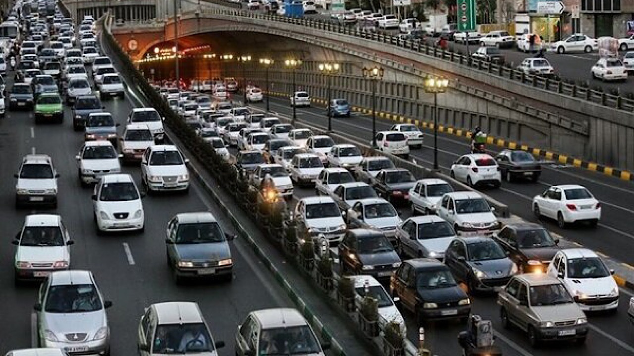 تردد پرحجم و سنگین در ۳ بزرگراه تهران