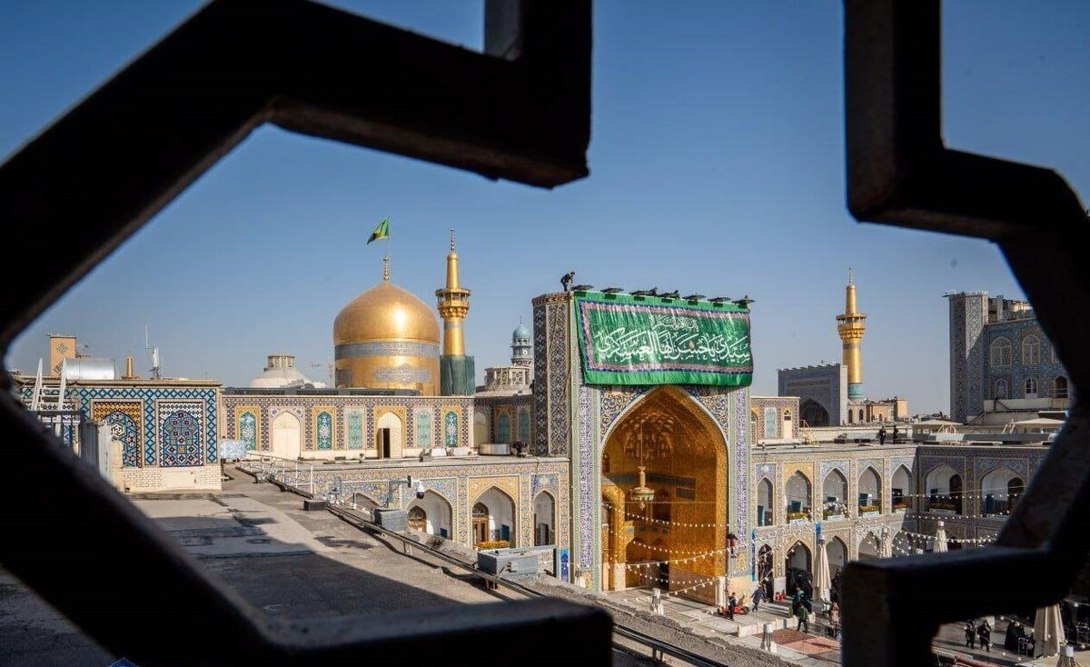 کتیبه‌های حرم رضوی در سالروز میلاد امام حسن عسکری (ع) نونوار شد