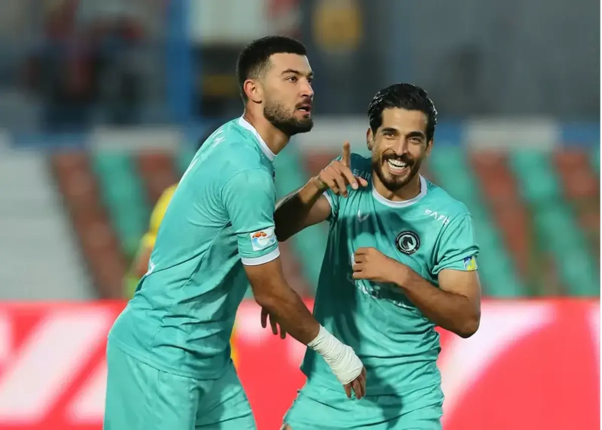 پیکان مقابل فجر سپاسی ؛ تساوی پرگل ۲ - ۲ / شرح دقایق حساس دو تیم لیگ برتری