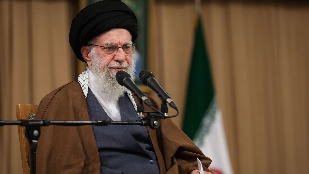 توصیه رهبر انقلاب به بانوان و دختران درباره حجاب زهرایی و زینبی