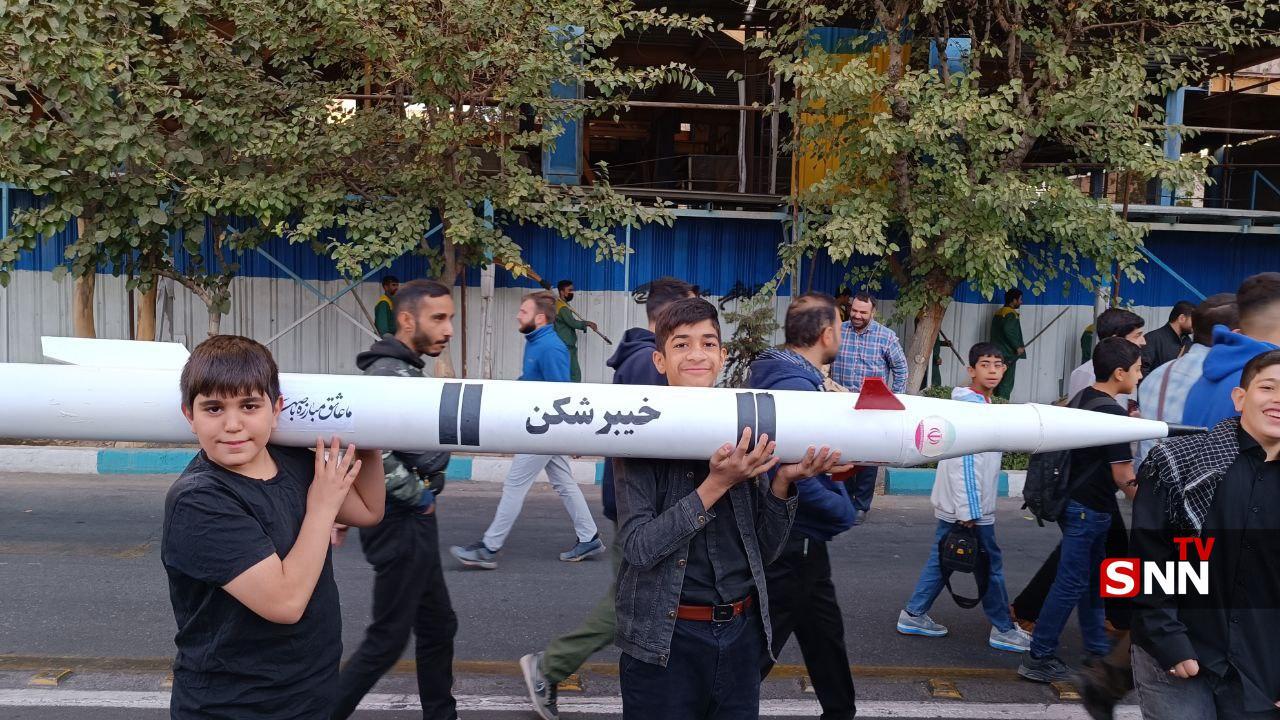مراسم راهپیمایی ۱۳ آبان در تهران و سراسر کشور آغاز شد مراسم راهپیمایی ۱۳ آبان در تهران و سراسر کشور آغاز شد