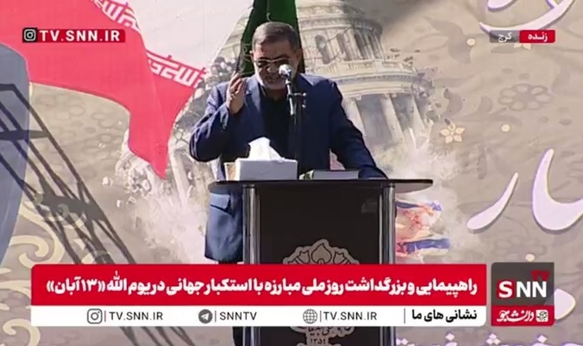 سردار نائینی: نظام آمریکا هرچه داشت به کارگرفت تا بر ملت ایران پیروز شود، اما شکستی واضح خورد