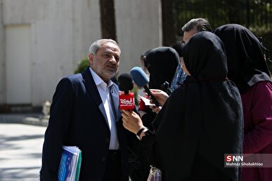 کاظمی: توانستیم بین ۷۰ تا ۸۰ درصد معلمان را برای رسیدن به یک سطحی از کیفیت‌بخشی، آموزش یکسان بدهیم + فیلم