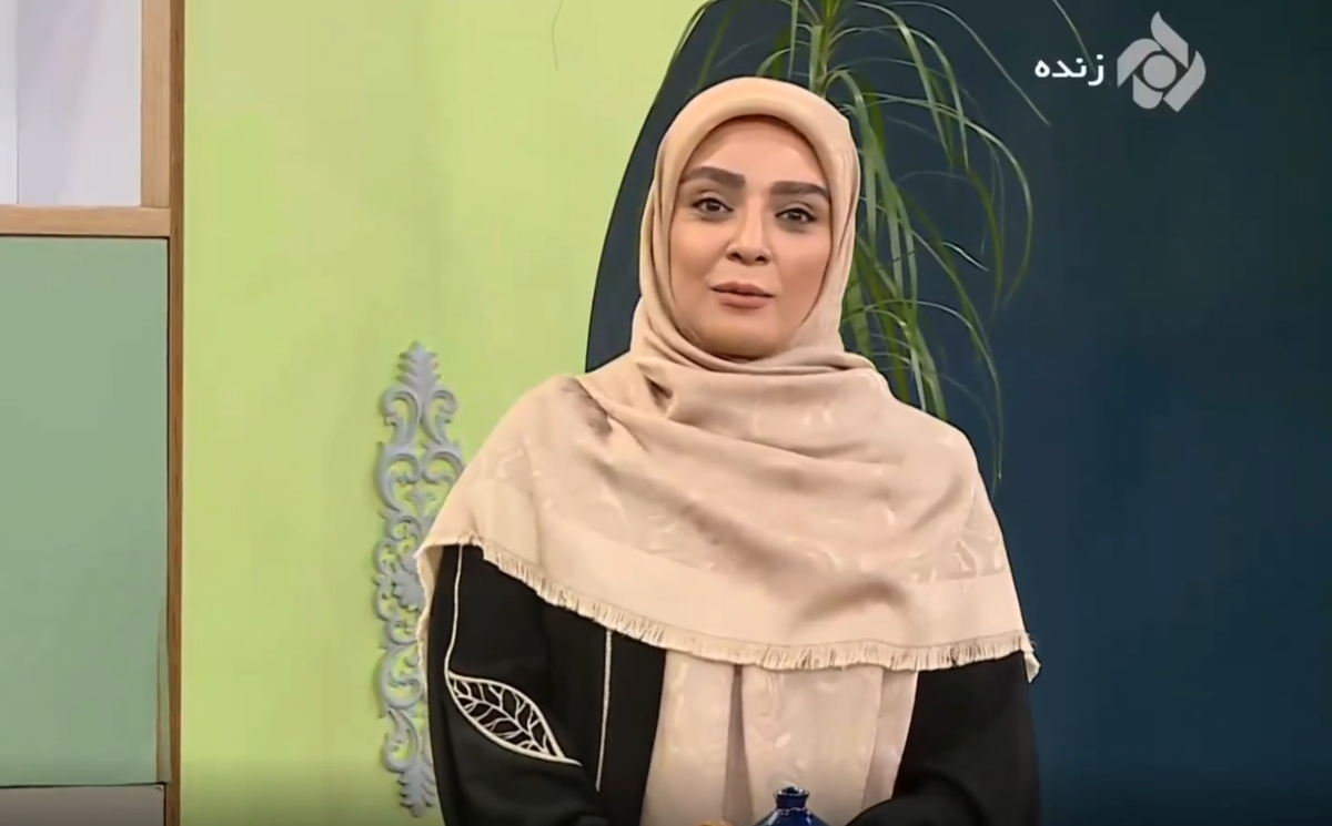 عذرخواهی مجری تلویزیون به‌دلیل اشتباه لفظی درباره شهادت حضرت فاطمه زهرا(س) + فیلم