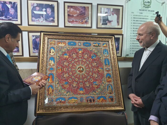 تعهد تهران-اسلام&zwnj;آباد به تقویت روابط راهبردی و پارلمانی