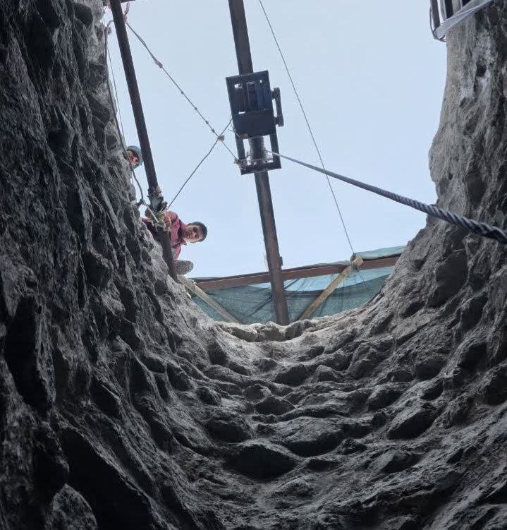 ریزش معدن دربید یزد/ عملیات نجات ۸ ساعته هلال احمر برای نجات ۲ کارگر مصدوم ریزش معدن دربید یزد/ عملیات نجات ۸ ساعته هلال احمر برای نجات ۲ کارگر مصدوم