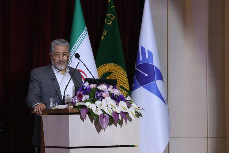 جایگاه ویژه قرآن و عترت در مسیر علمی و پژوهشی دانشگاهها