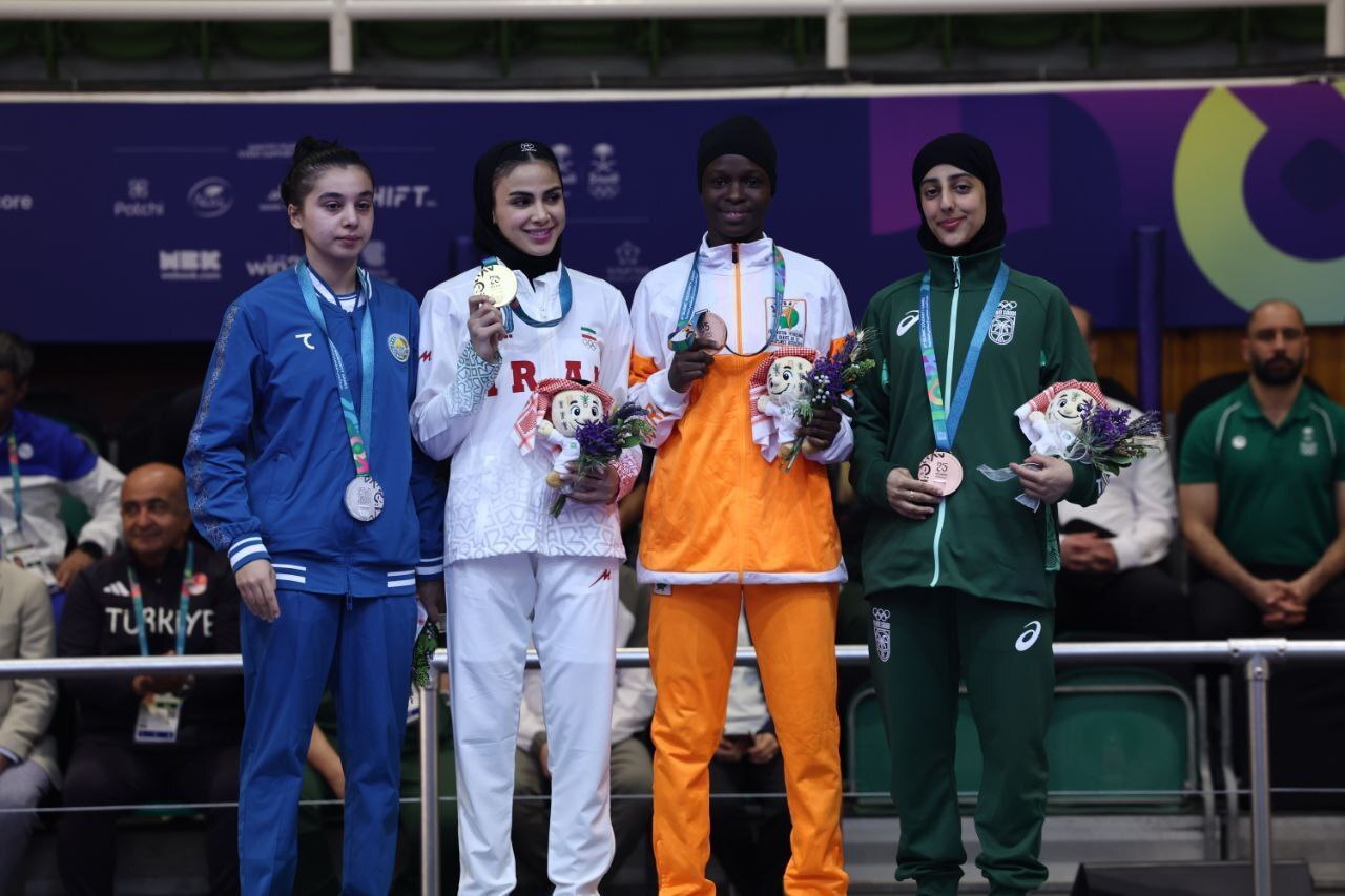 سارا بهمنیار کیست؟ دختر کاراته ایران باز هم طلا گرفت +بیوگرافی کامل