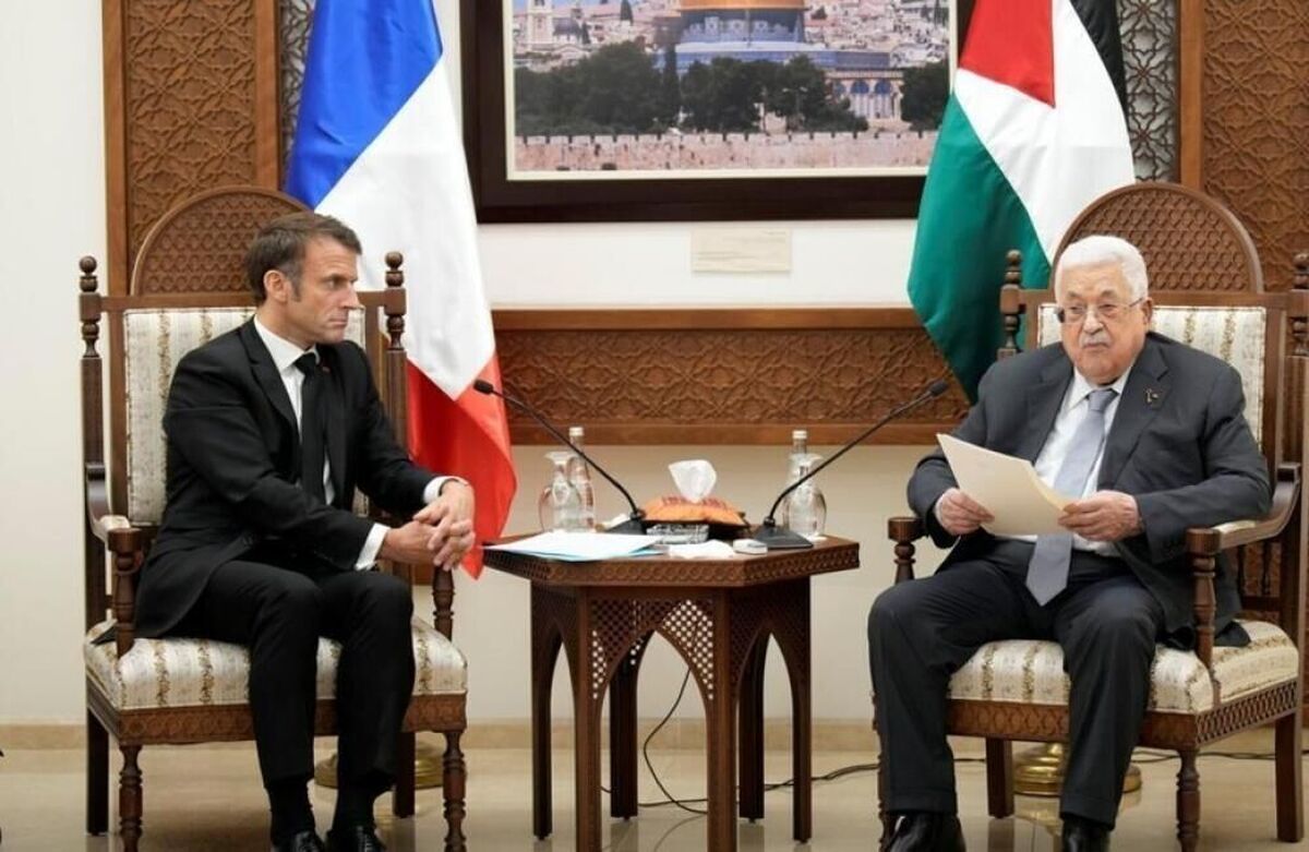 عباس و مکرون درباره غزه و بحران اقتصادی فلسطین رایزنی کردند