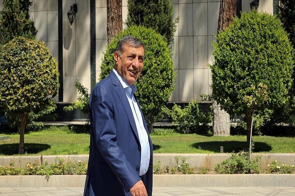 قائم پناه: شرکت نیشکر هفت تپه موظف به ارائه برنامه برای جلوگیری از سوزراندن بقایای نیشکر شده است/ رئیس جمهور هر هفته پیگیر خاموشی فلرهاست + فیلم