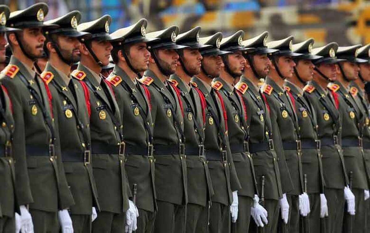 دانشگاه‌های افسری ارتش دانشجو می‌پذیرد