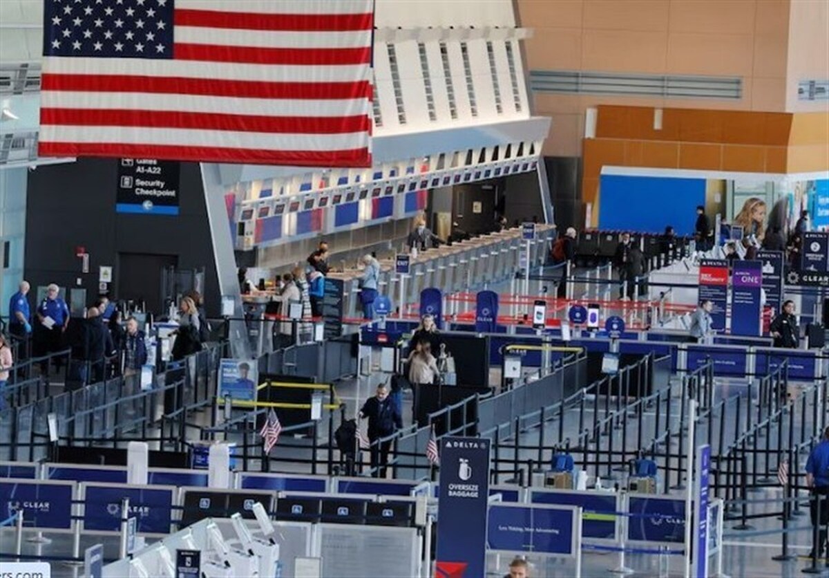 هشدار وزیر حمل و نقل آمریکا نسبت به بروز اختلالات هوایی بیشتر