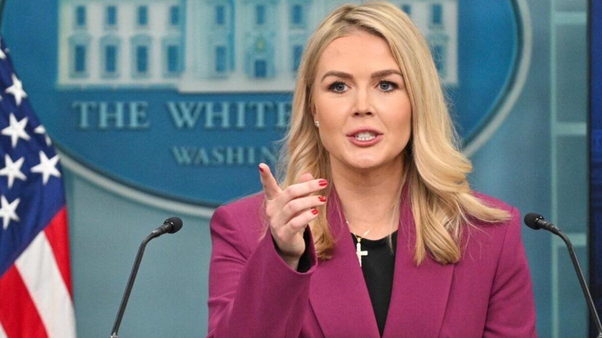 آمریکا به مردمش کوپن غذای رایگان داد! سخنگوی کاخ سفید BBC را ابزار دروغ پراکنی خواند / کرولاین لیویت: وکلای آمریکایی و کاخ سفید علیه ایت فیک نیوز اقدام خواهند کرد! + فیلم