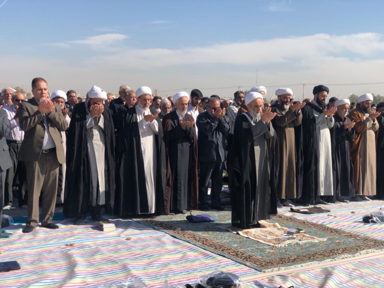 مشهدی&zwnj;ها نماز باران خواندند