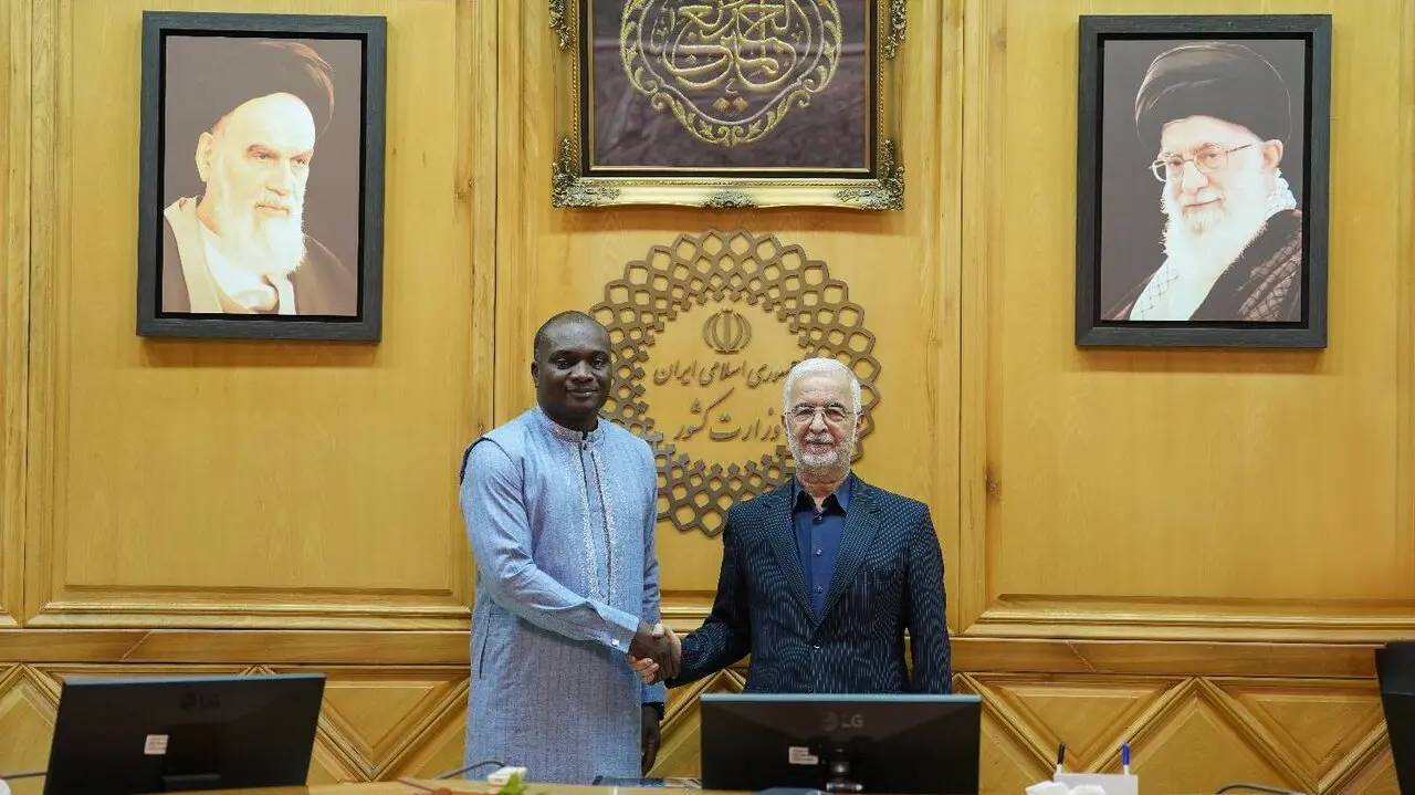 وزیر کشور: رویکرد جمهوری اسلامی ایران توسعه همکاری با همه کشور‌ها است