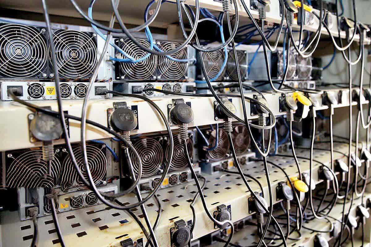 کشف ۲۳ دستگاه ماینر قاچاق در اردبیل