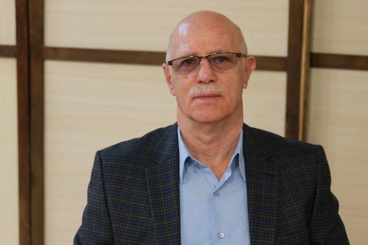 پیشکسوت فوتبال ایران بستری شد